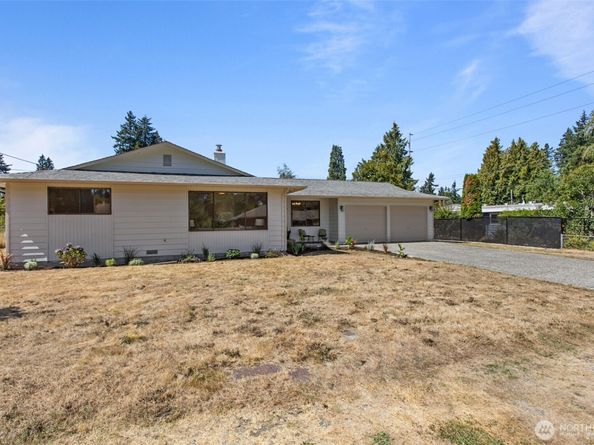 22816 85th Place W, Edmonds WA 98026