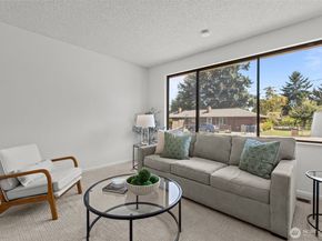 22816 85th Place W, Edmonds WA 98026