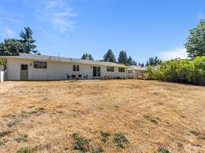 22816 85th Place W, Edmonds WA 98026