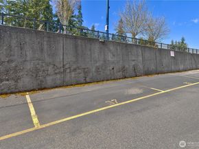 19428 Aurora Avenue N 431, Shoreline WA 98133