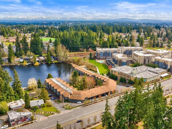 19428 Aurora Avenue N 431, Shoreline WA 98133