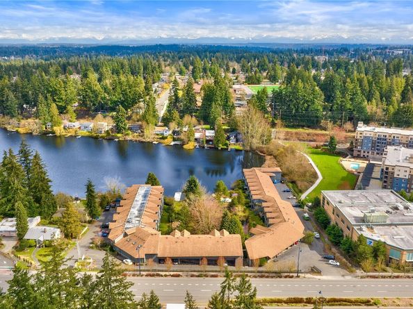 19428 Aurora Avenue N 431, Shoreline WA 98133