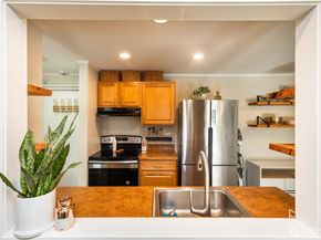 19428 Aurora Avenue N 431, Shoreline WA 98133