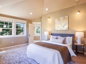 748 Vashon Place NE, Renton WA 98059