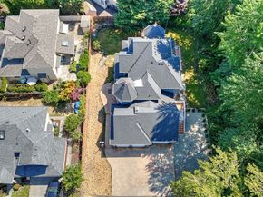 748 Vashon Place NE, Renton WA 98059