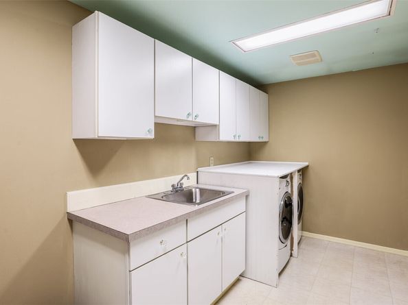 748 Vashon Place NE, Renton WA 98059