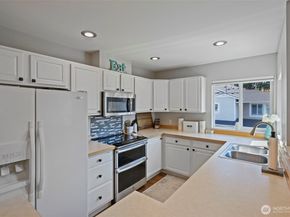 6515 134th Place SE C4, Snohomish WA 98296