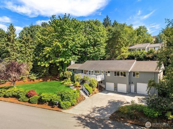 7929 SE 37th Street, Mercer Island WA 98040