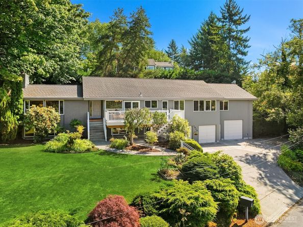 7929 SE 37th Street, Mercer Island WA 98040