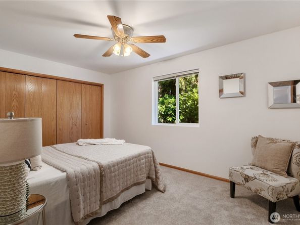 19430 Fremont Avenue N, Shoreline WA 98133