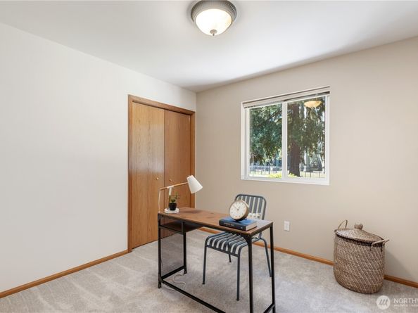 19430 Fremont Avenue N, Shoreline WA 98133