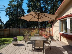 19430 Fremont Avenue N, Shoreline WA 98133