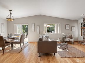 19430 Fremont Avenue N, Shoreline WA 98133