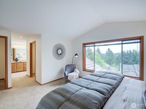 1502 223rd Place NE, Sammamish WA 98074
