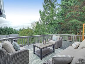 1502 223rd Place NE, Sammamish WA 98074