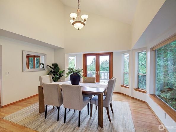 1502 223rd Place NE, Sammamish WA 98074