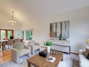 1502 223rd Place NE, Sammamish WA 98074