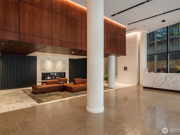 10700 NE 4th Street 4202, Bellevue WA 98004
