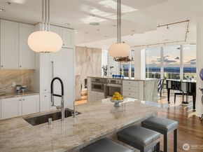 10700 NE 4th Street 4202, Bellevue WA 98004