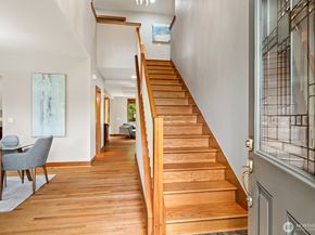 20027 10th Avenue W, Lynnwood WA 98036