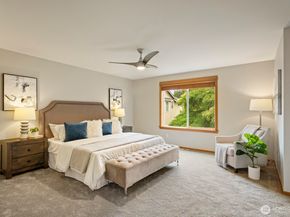 20027 10th Avenue W, Lynnwood WA 98036