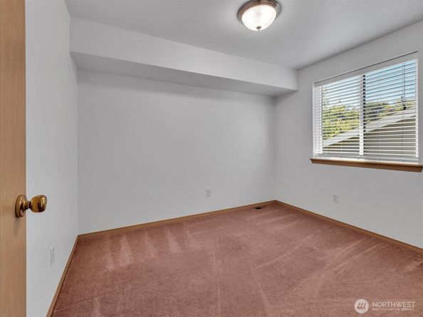 14740 SE 187th Court, Renton WA 98058