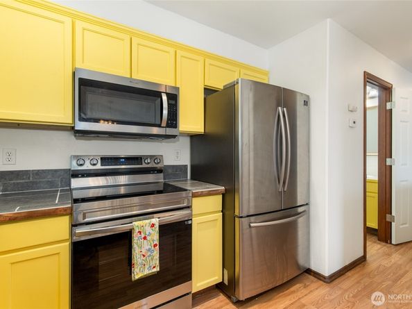 9823 31st Avenue SE A, Everett WA 98208