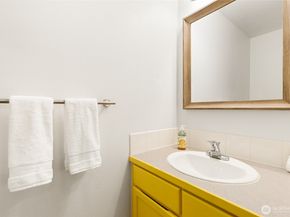 9823 31st Avenue SE A, Everett WA 98208