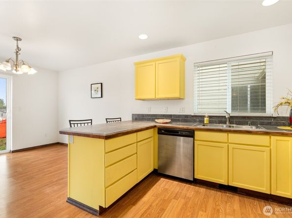 9823 31st Avenue SE A, Everett WA 98208