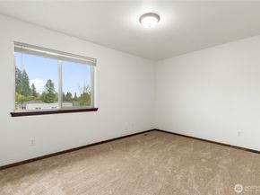 9823 31st Avenue SE A, Everett WA 98208