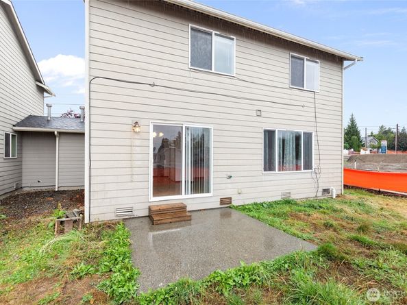 9823 31st Avenue SE A, Everett WA 98208