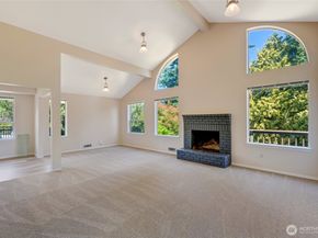 6015 Dexter Avenue A/B, Everett WA 98203