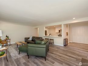 6015 Dexter Avenue A/B, Everett WA 98203