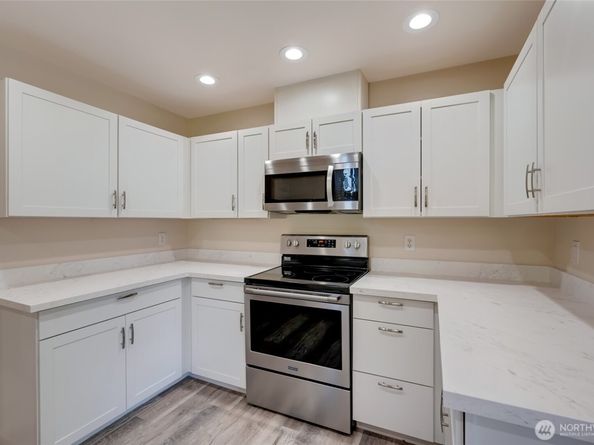 6015 Dexter Avenue A/B, Everett WA 98203