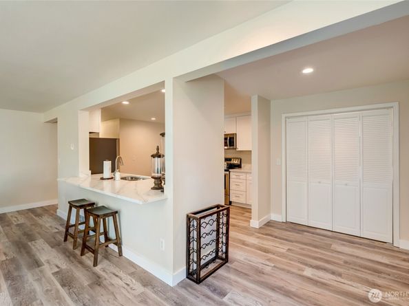 6015 Dexter Avenue A/B, Everett WA 98203