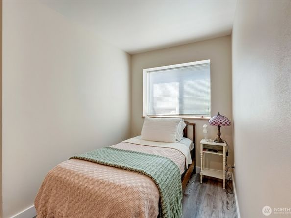 6015 Dexter Avenue A/B, Everett WA 98203
