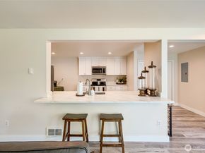6015 Dexter Avenue A/B, Everett WA 98203