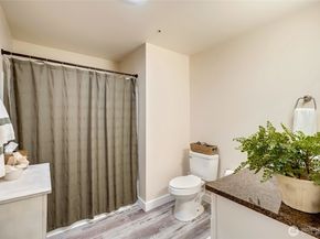 6015 Dexter Avenue A/B, Everett WA 98203