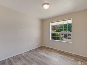 6015 Dexter Avenue A/B, Everett WA 98203