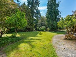 6015 Dexter Avenue A/B, Everett WA 98203