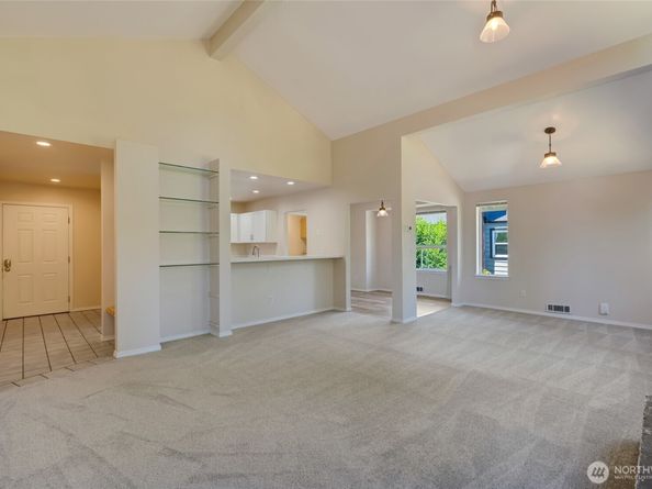 6015 Dexter Avenue A/B, Everett WA 98203