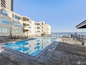 1600 43rd Avenue E 201, Seattle WA 98112