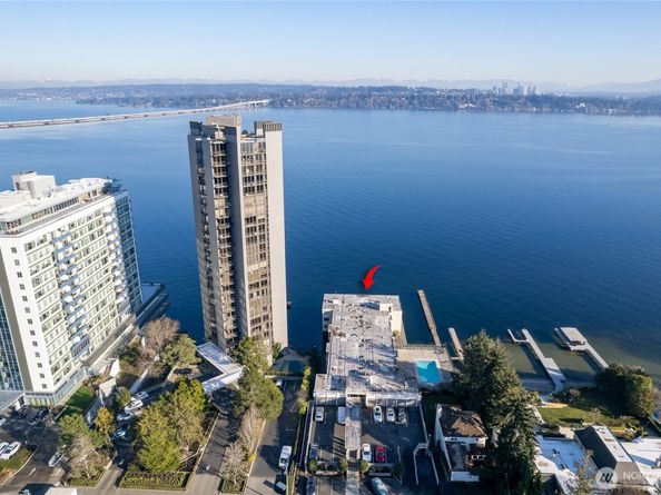 1600 43rd Avenue E 201, Seattle WA 98112