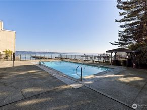 1600 43rd Avenue E 201, Seattle WA 98112