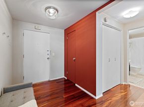 1600 43rd Avenue E 201, Seattle WA 98112