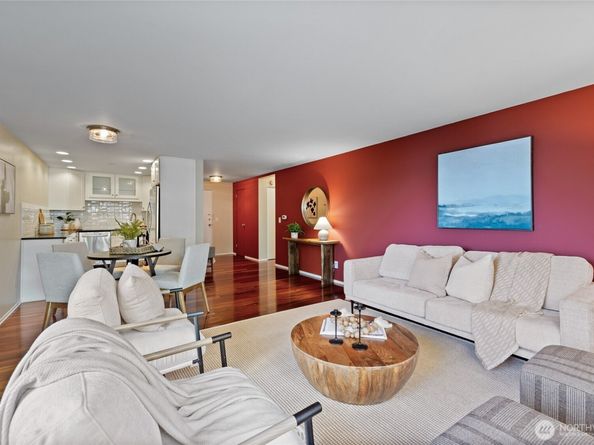 1600 43rd Avenue E 201, Seattle WA 98112
