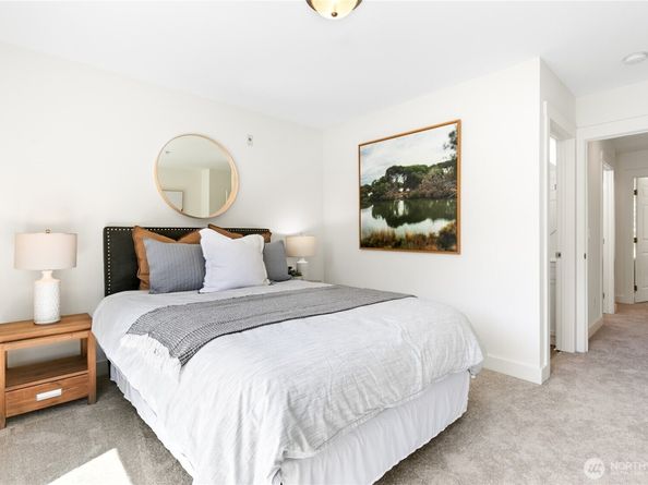 6816 NE 153rd Place D, Kenmore WA 98028