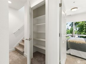6816 NE 153rd Place D, Kenmore WA 98028
