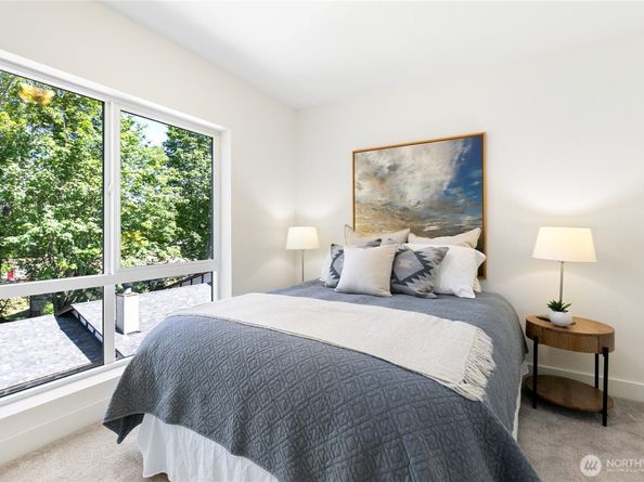 6816 NE 153rd Place D, Kenmore WA 98028