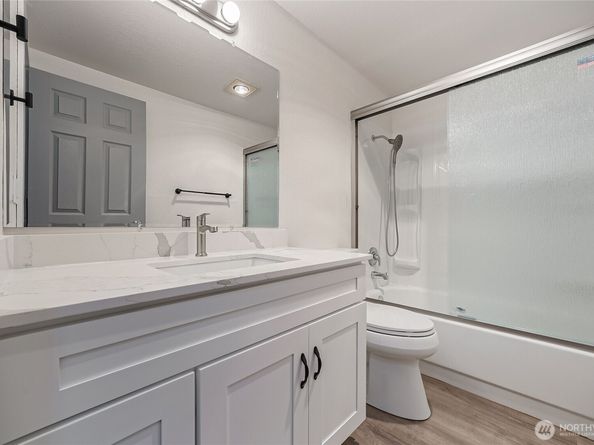 33011 18th Place S F108, Federal Way WA 98003